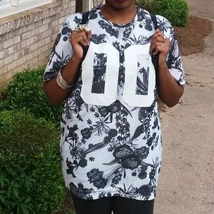 🚨FINAL PRICE🚨 Floral Jersey